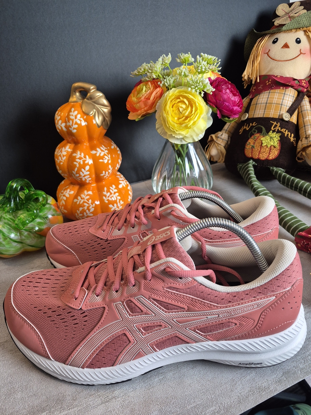 ASICS Women's Rose Pink Athletic Running Shoes.Size 12